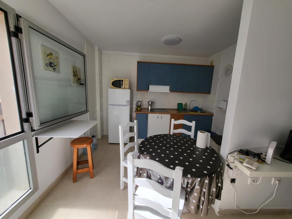 Nice Rooms In A Shared Apartment In The Centre Of Corralejo Habitaciones En Piso Compartido Екстер'єр фото